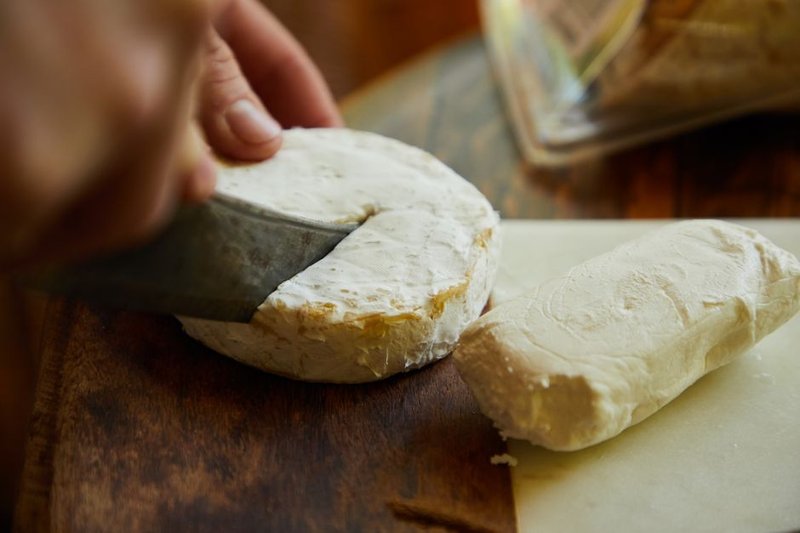 Rántott Camembert Áfonyával
